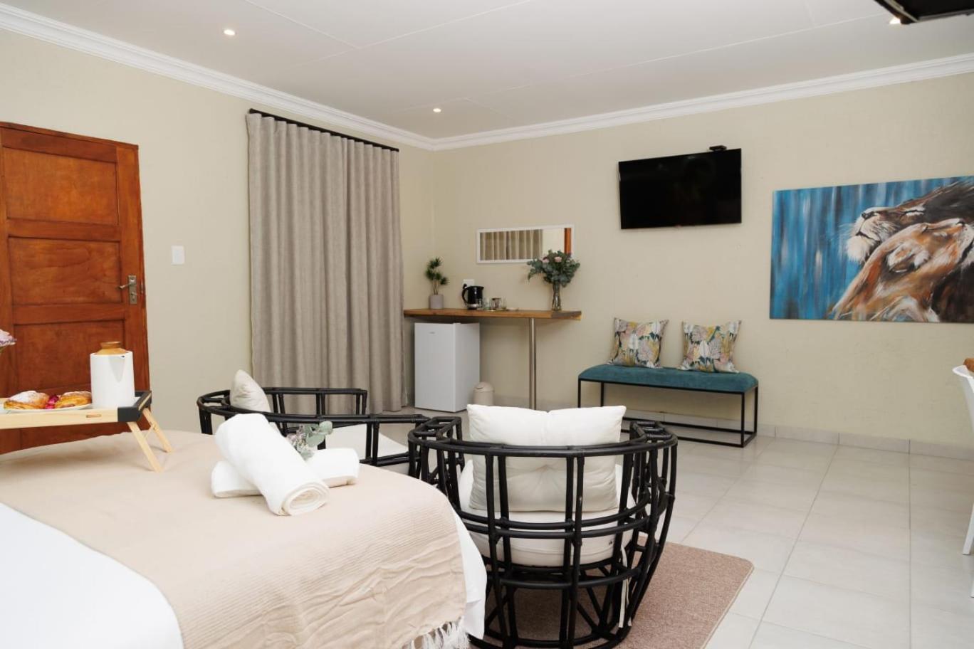 Lions View Accommodation Mbombela Екстер'єр фото